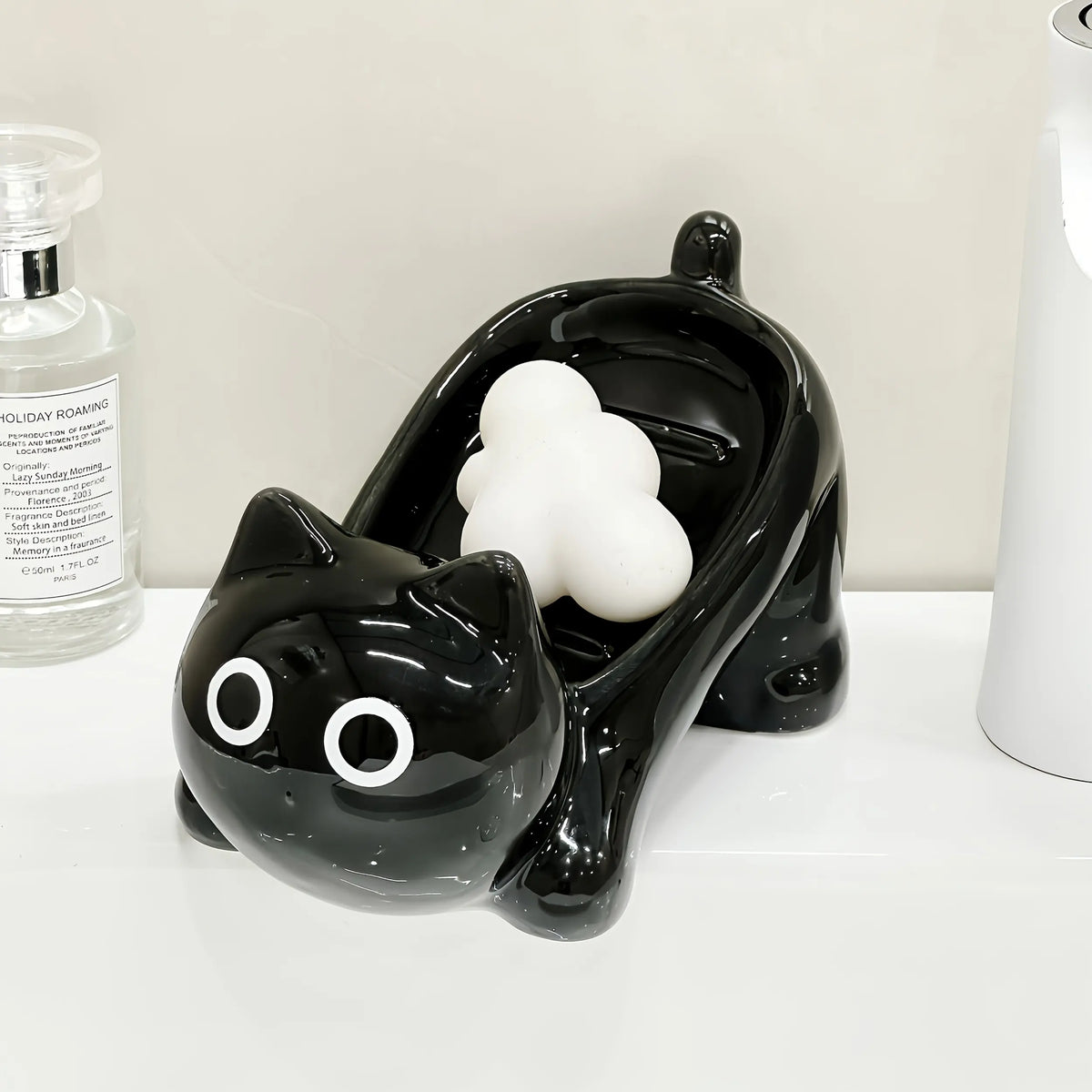 Ceramics Oval Cat Soap Dish - Drill-Free Bathroom Gadget with Water Drain, Anti-Accumulation for Home Vanity