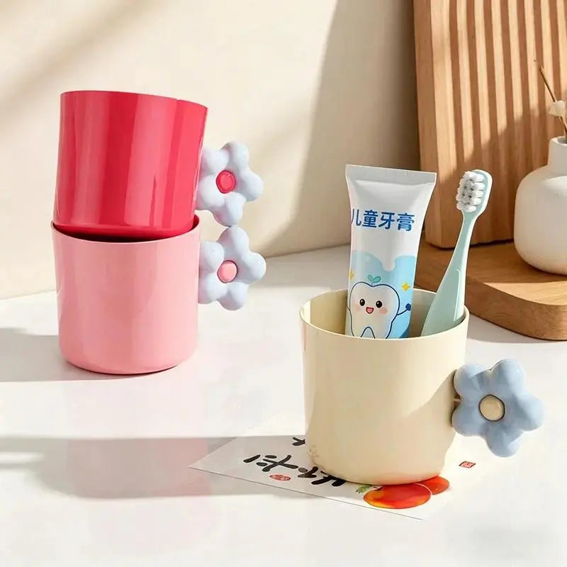 Floral ABS Plastic Mouthwash Cup - Portable, Lightweight Bathroom Gadget for Students, PE Bag Pack Compatible (144 pcs/carton)